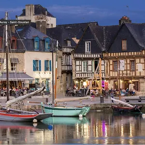 nouveau-et-rare-sur-le-port-de-st-goustan-grand-2-pices.inbrittany.com/